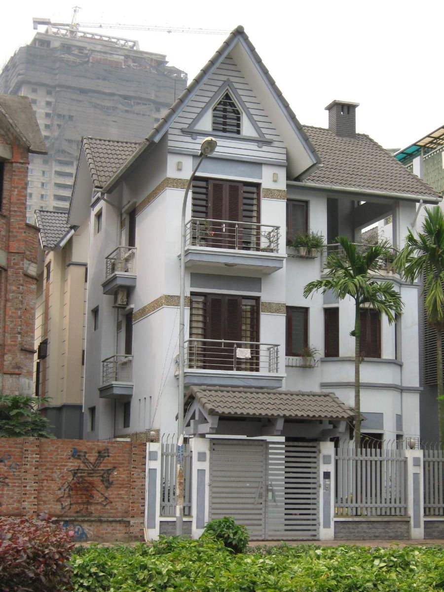 Mặt tiền nhà chỉ được sử dụng ba màu sơn