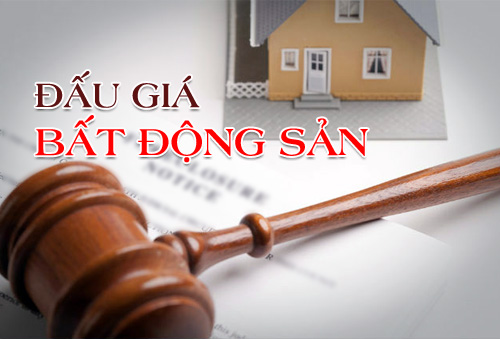 Quyền sử dụng đất và tài sản gắn liền với đất của ông Nguyễn Phước Toàn và bà Trần Thị Thúy Hảo. Địa chỉ của tài sản: số 324/1 Lê Hồng Phong, phường Phước Hải, thành phố Nha Trang, tỉnh Khánh Hòa